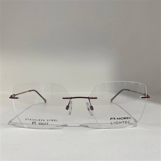 53017 eyeglasses store